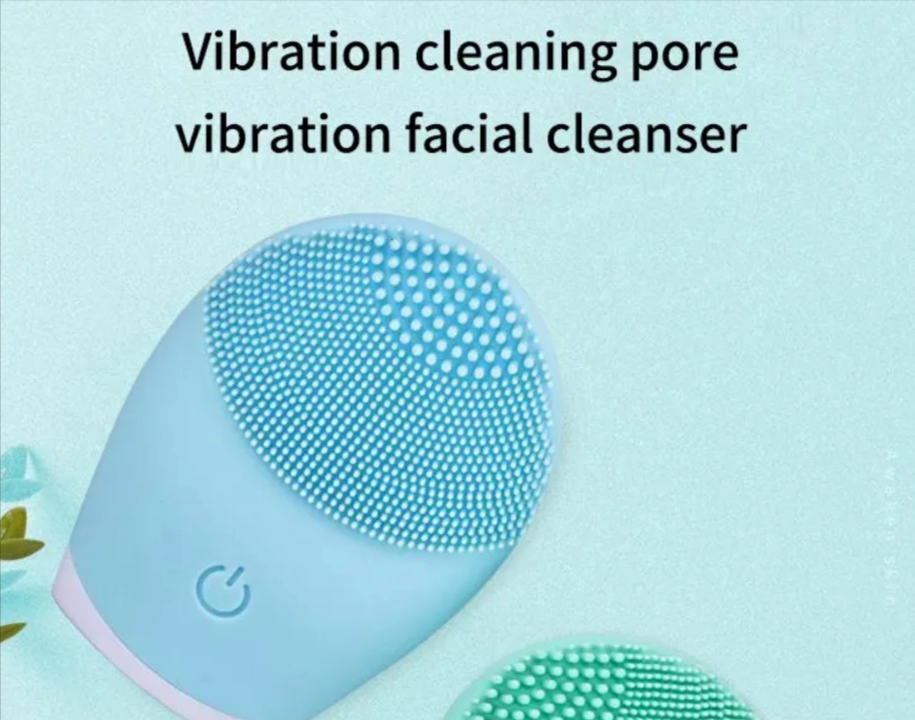 Alburraaq Silicone Facial & Pore Cleaning Vibrating Massager Rechargeable - Shop Now!